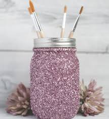 Basteln Mit Glitzer Fur Jeden Anlass Hubsche Dekorationen Gestalten Mit Bildern Weckglas Diy Glitter Einweckglaser Einmachglaser Basteleien
