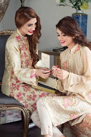 Latest Pakistani Eid Dress Collections 2016 For Girls Women Eid Dresses Traditional Dresses Designs Pakistani Fashion Casual