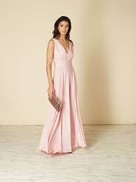 Issa Olivia Deep V Maxi Bridesmaid Dress Blush Pink Myonewedding Co Uk Blush Pink Maxi Dress Blush Pink Bridesmaid Dresses Pink Long Dress