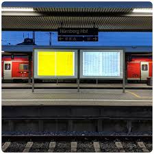 And Waiting For Last Train To Schnaittach Nurnberg Bahnhof Illuminated Mit Bildern Bahnhof Nurnberg