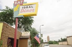 Breakfast At The Ideal Diner In Northeast Minneapolis Minneapolis Diner Restaurant Signage