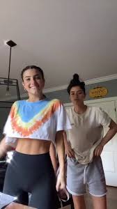 Dixie D Amelio Dixiedamelio Official Tiktok Watch Dixie D Amelio S Newest Tiktok Videos In 2020 Dance Choreography Videos Choreography Videos Dance Videos