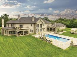 Pin By Luxury Home Magazine On Aabc In 2020 Luxury Homes Luxury Realtor House And Home Magazine