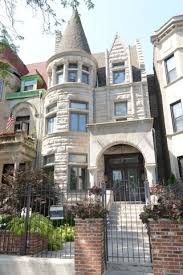 4018 South King Drive Chicago Il 60653 Luxury Defined Gorgeous Renovated 3 Story Greystone Mini Ma Brownstone Homes Cool Mansions Apartment Architecture