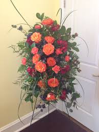 Funeral Flowers Heritage Funeral Homes Crematory And Memorial Parks Arizona Funer Funeral Flower Arrangements Memorial Flowers Flower Arrangement Supplies