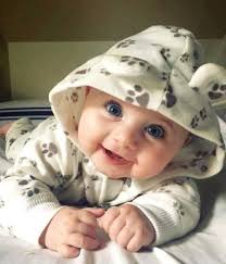 احلى الصور للاطفال الصغار الصور الجميلة للاطفال الصغار Zina Blog In 2020 Cute Little Baby Cute Baby Pictures Cute Baby Boy