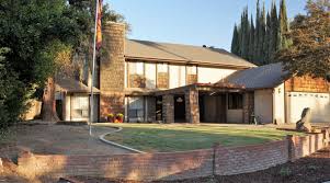 Home For Sale At 31116 Mountain View St Visalia Ca 93292 354 000 Listing 142026 See Homes For Sale Information School Distric Home Tulare House Styles
