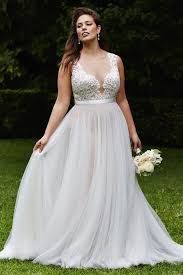 Plus Size Wedding Dresses A Simple Guide Modwedding Wedding Dresses Plus Size Wedding Dresses Plus Size Wedding