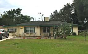 425 E Pomelo St Lake Alfred Fl 33850 Amazing This Home Is All Family 4 Bedroom 3 Bath 117 500 With Images Outdoor Structures Outdoor Shed