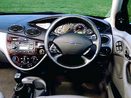 Ford Focus 4 Doors Specs Photos 1999 2000 2001 Autoevolution