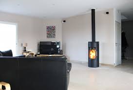 Poele A Bois Hase Bari Noir Pour Un Coin Tv Convivial Haard