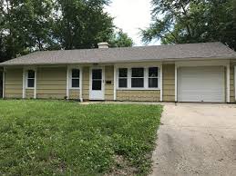 Rental Homes Near Me Cheap At Usa In 2020 Rental Homes Near Me House Rental For Rent By Owner
