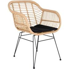 Fauteuil En Rotin Beige Avec Coussin Noir Et Pietement En Acier Noir Trieste En 2020 Fauteuil Rotin Fauteuil Rotin Ikea Fauteuil