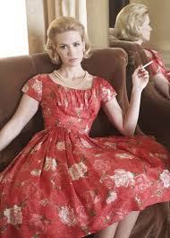 Beautiful Januaryjones With A Lush Double Strand Princess Pearlnecklace In Mad Men Click On Image To Discover Similar Design Mad Men Fashion Mad Men Fashion