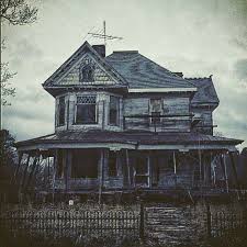 Abandoned Funeral Home In Virginia Old Abandoned Buildings Scary Houses Abandoned Mansions
