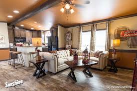 The Hybrid Hyb1684 313 By Sunshine Homes Of Red Bay Al Large Sunshine Homes Single Section Family Home With Priv Home Manufactured Home Prefab Homes For Sale