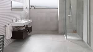 Ston Ker Floor Tiles Dover Caliza 59 6 X 59 6 Cm Wall Tiles Dover Caliza 31 6 X 90 Cm Belice Caliza 31 Wall Tiles Design Modern Bathroom Bathrooms Remodel