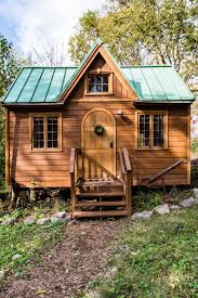 Dreamy Tiny House For Rent In Nashville Tn Tiny Cottage Tiny Houses For Rent Tiny Cottage Design