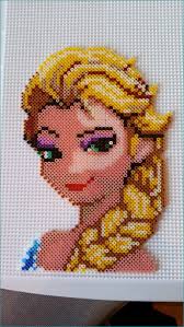 Pixel Art Reine Des Neiges Elsa Etourdissant Elsa Frozen Hama Eiskonigin Bugelperlen Bugelperlen Tendershootsw Perler Bead Disney Frozen Hama Perler Bead Art