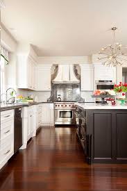 Light And Bright Modern Luxury Melinda Mandell Traditional Kitchen Design White Modern Kitchen Contrasting Kitchen Island