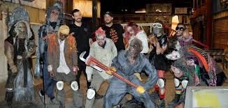 Our Zombie Friends From 13th Floor Haunted House In Phoenix Super Scary And Awesome Haunted House 13th Floor Haunting