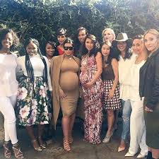 What To Wear To A Baby Shower 36 Ideas To Be Comfortable In Outfit Ideas Hq In 2020 Baby Shower Outfit For Guest Baby Shower Outfit Baby Shower Dresses
