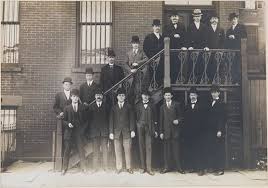 Postal Workers Outside A Post Office In Brooklyn 1900 Courtesy Of The Mcny Photo Historical Photos Postal