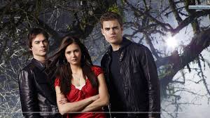 The Vampire Dair Season 1 Photos Vampire Diaries Season 1 Cover Wallpaper Vampire Diaries Wallpaper Women Tv Vampire Diaries Seasons