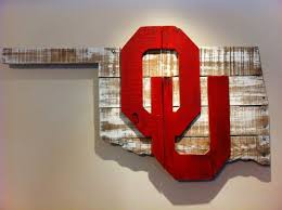 Wooden State Of Oklahoma With Ou Logo By Campgroundproduction Oklahoma Sooners Football Boomer Sooner Oklahoma Football