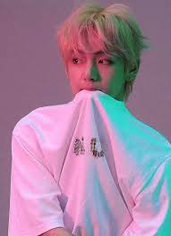 Uwaaaa Why So Cute Taeee Bts Taehyung Taehyung Kim Taehyung
