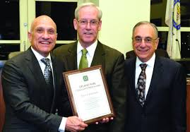 Orland Park Honors Darvin Furniture Mayor Dan Mclaughlin Presents Community Pride Award To Marty And Steve Darvin The Nearly 40 Year Orland Park Orland Pride