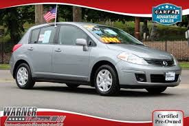 This Just In 2010 Nissan Versa S Hatchback No Accident Carfax Report Full Power Package Climate Contr Nissan Versa Gas Mileage Grey Outfit
