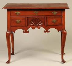 Here S How To Spot Queen Anne Style Furniture Furniture Furniture Prices Queen Anne Furniture
