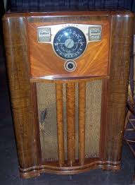 1930 S Period Zenith Floor Mod Auctions Online Antique Radio Vintage Radio Radio