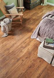 This Pergo Max Premier Amber Oak Floor Gives This Room Even More Charm And Class Pergo Flooring Wood Laminate Flooring Flooring