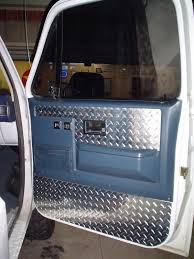 Diamond Plate Interior Google Search Truck Interior Chevy 4x4 Chevy Pickup Trucks