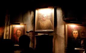 The 25 Scariest Haunted Houses In The U S In 2020 Scary Haunted House Haunted House Nightmare Haunted House