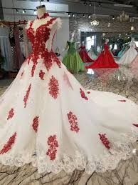 Red And White Simple Luxurious And Long Tailed Wedding Dress In 2020 Red White Wedding Dress Red White Weddings Colored Wedding Dresses