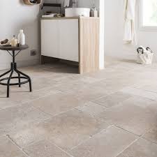 Travertin Sol Mur Intenso Effet Pierre Beige Opus Rustique Multiformat Carrelage Interieur Carrelage Travertin Travertin