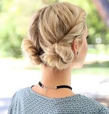 Comment Attacher Ses Cheveux De Facon Originale Coiffures Cheveux Mi Longs Tresses Coiffure Cheveux Mi Court Idee Coiffure Cheveux Long
