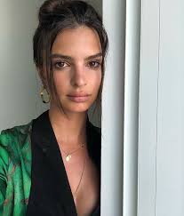 Emrata Emily Ratajkowski Style Emily Ratajkowski Emily Ratajkowski Makeup