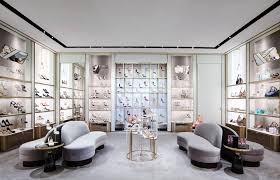 86bca55499a3fc4672855997b307e254 Jpg 1920 1236 Best Interior Design Boutique Interior Showroom Design