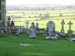 Graveyard At Rock Of Cashel Ireland Cemeteries Cemetery Graveyard