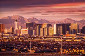 A First Time Homebuyer S Guide To Las Vegas Read More Http Bit Ly 2iiiqeh Las Vegas Photos Las Vegas Cheap Vegas Skyline