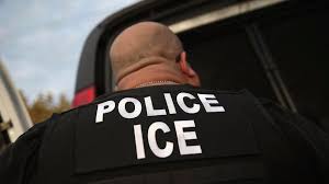 Motel 6 Hotels Sending Guest Lists To Ice Report With Images Ice Agent Immigration Agent Ice Officer