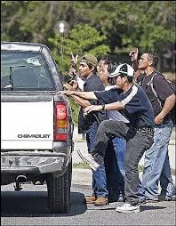 Home Depot Day Laborers Google Search Photo Couple Photos Scenes