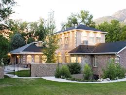 House Vacation Rental In Salt Lake City From Vrbo Com Vacation Rental Travel Vrbo Summit Homes Vacation Rental Beautiful Homes