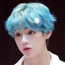 Cinta Pandangan Pertama End Kookv Kooktae Selebritas Rambut Biru Selebriti