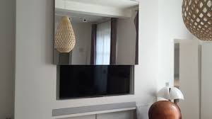 Nous Avons Toues Les Solutions De Motorisation Tv Integration Plafond Mur Ascenseur Meuble Projets Sur Me Deco Maison Sallon Salle A Manger Meuble Cache Tv