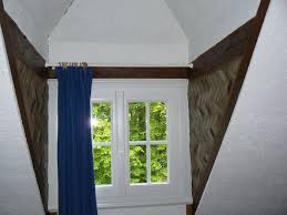 Chambre Avec Lucarne Isolation Des Cotes En Briquettes D Une Lucarne Chien Assis Briquette De Parement Maison Confortable Fenetre Chien Assis